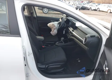 2020 Kia Forte Lxs z USA, uszkodzony, nr VIN 3KPF24AD5LE145060